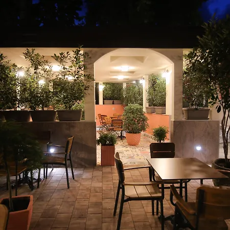 Hotel Boutique Asteria 3*