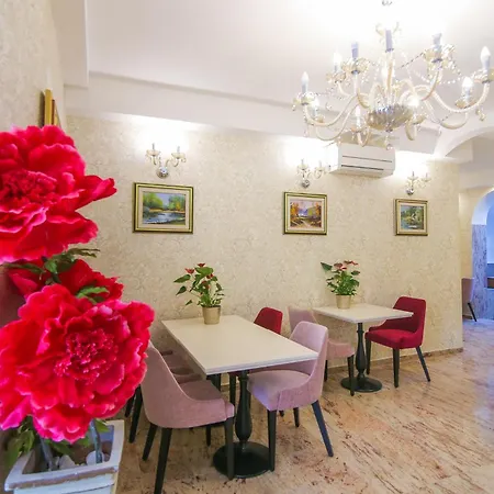Готель Boutique Asteria 3*