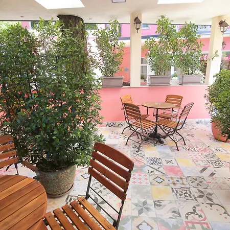 Boutique Asteria Любляна