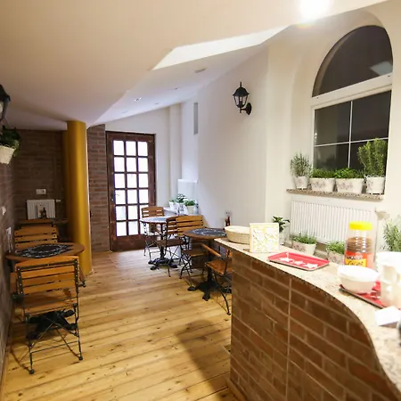 Готель Boutique Asteria 3*