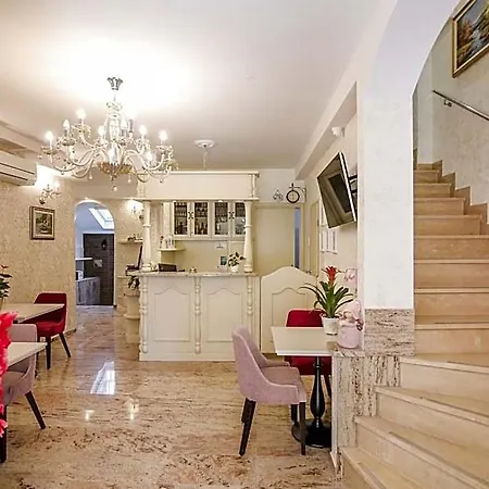 Boutique Asteria Готель 3*