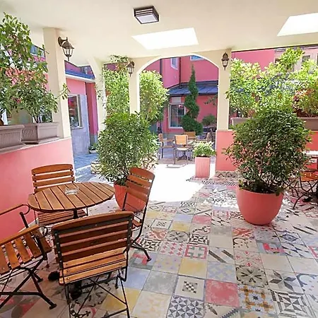 Boutique Asteria 3*